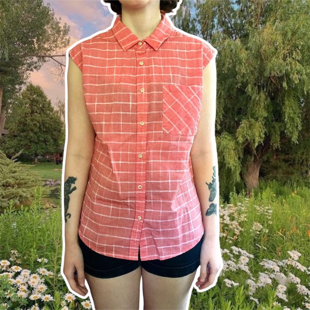 Merona Farm Gal Sleeveless Coral Gingham Button Down, Size S